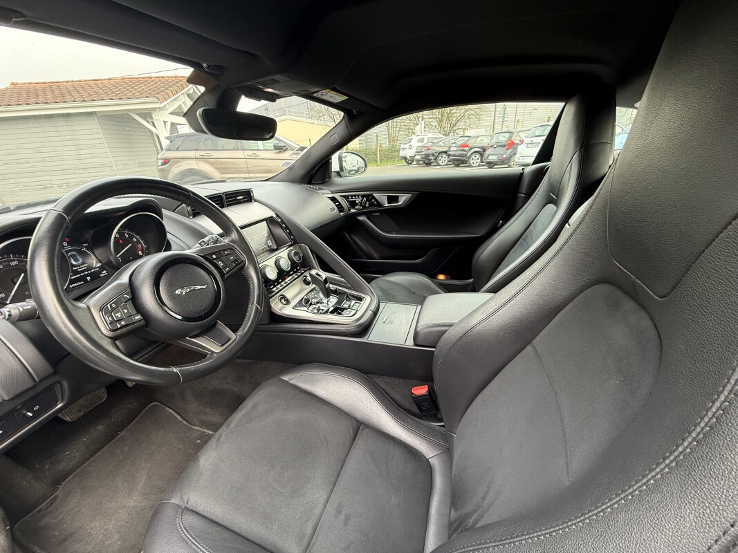Jaguar F-TYPE