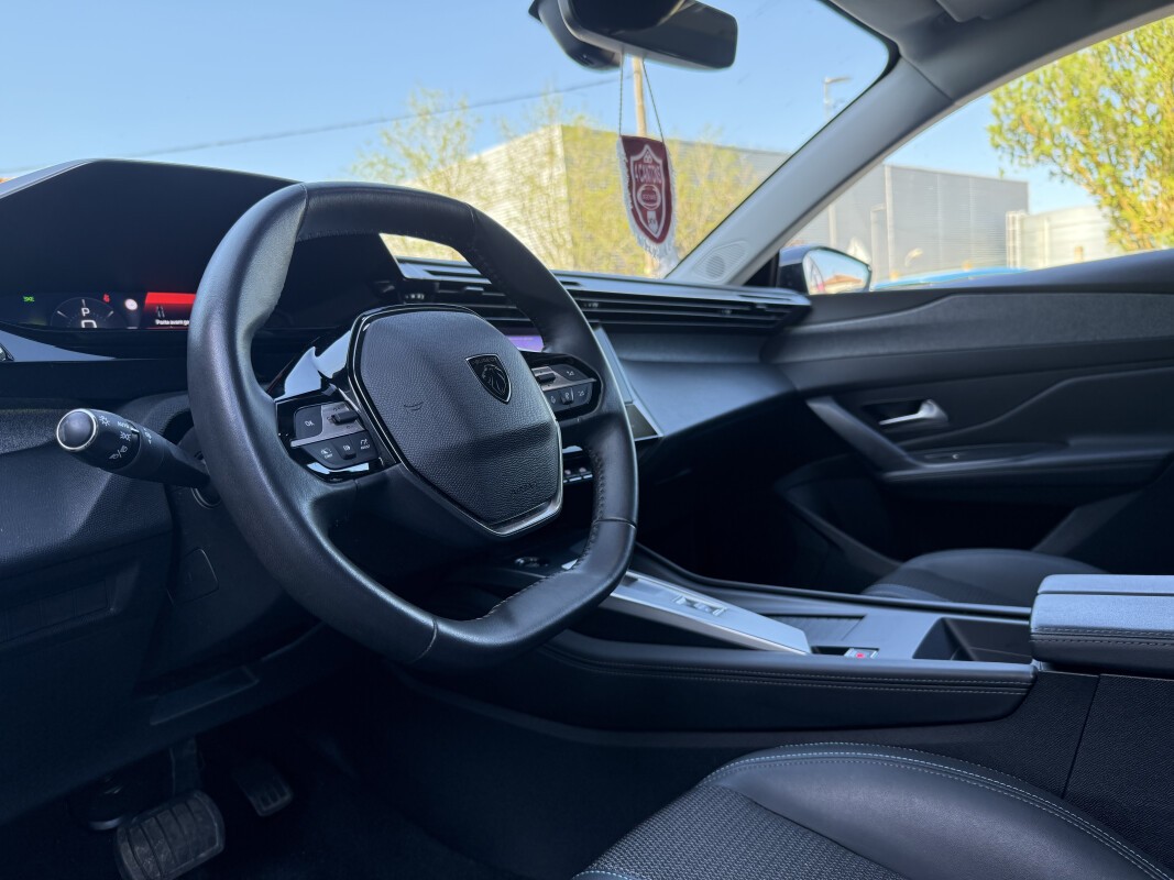 Peugeot 308 III