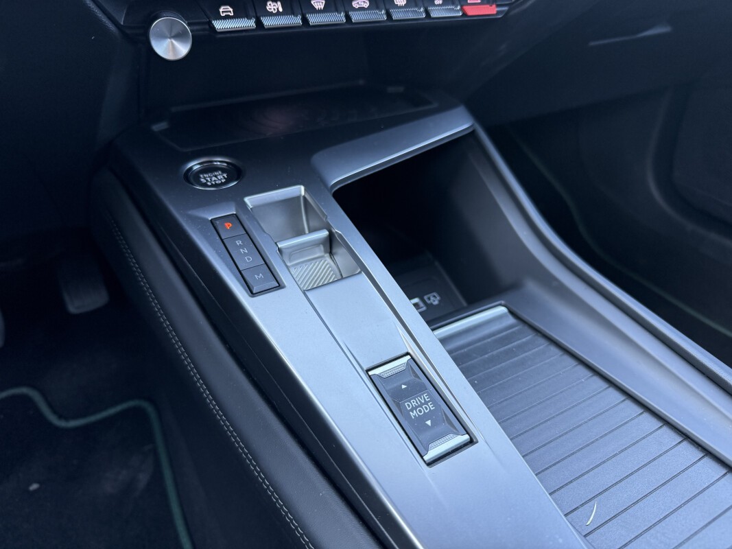 Peugeot 308 III