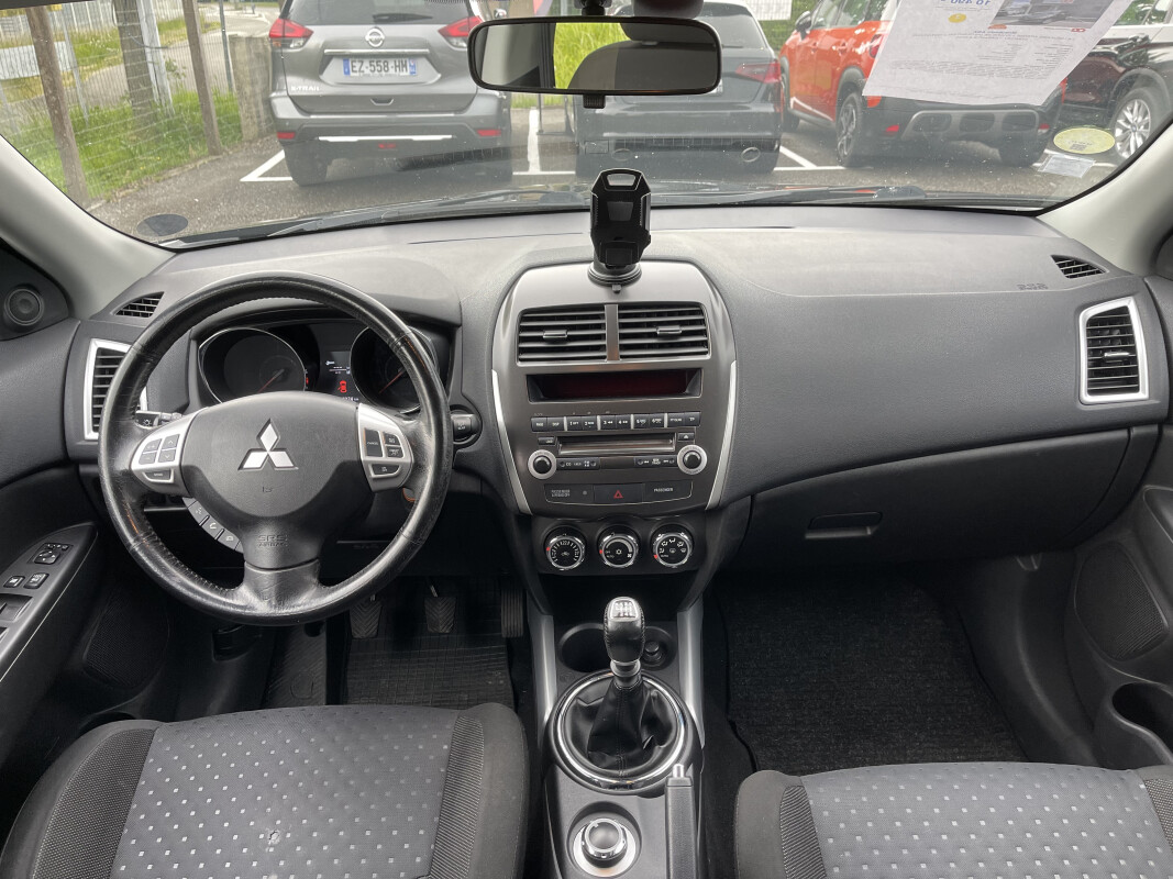 Mitsubishi ASX