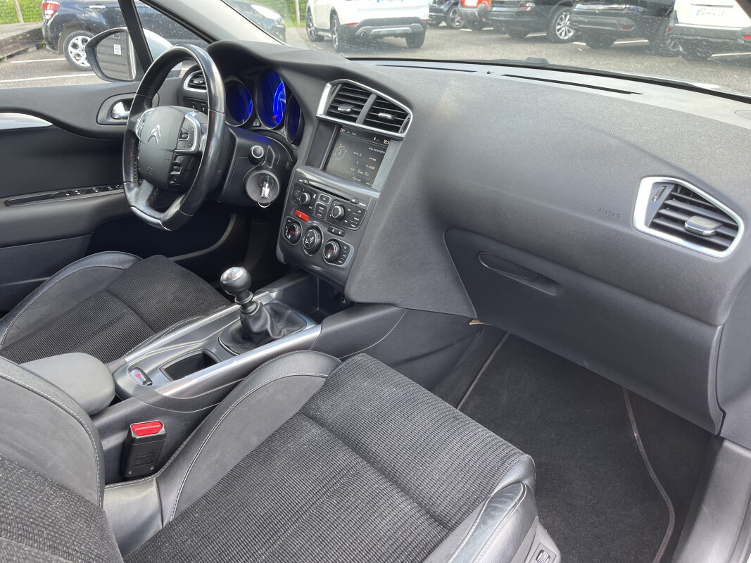 Citroën C4