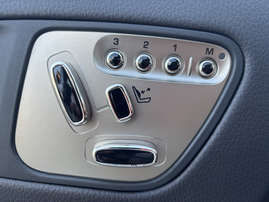 Jaguar XRK COUPE