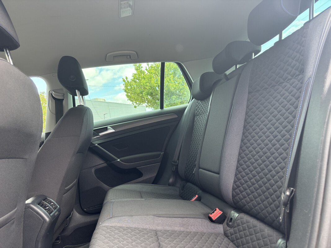 Volkswagen GOLF 7
