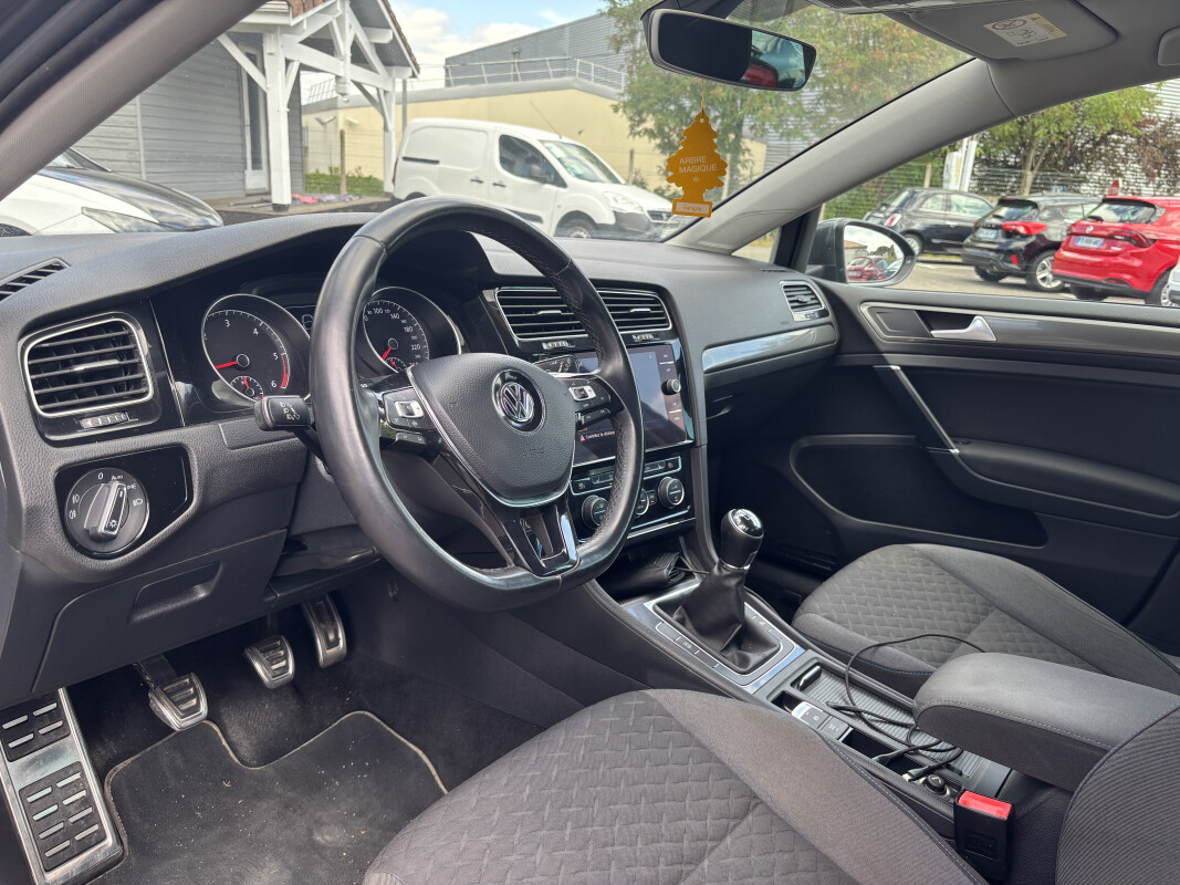 Volkswagen GOLF 7