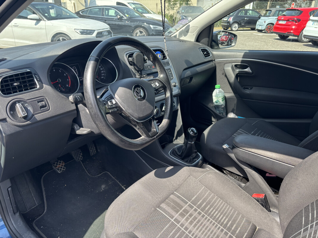 Volkswagen POLO 5