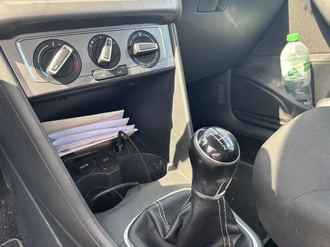 Volkswagen POLO 5