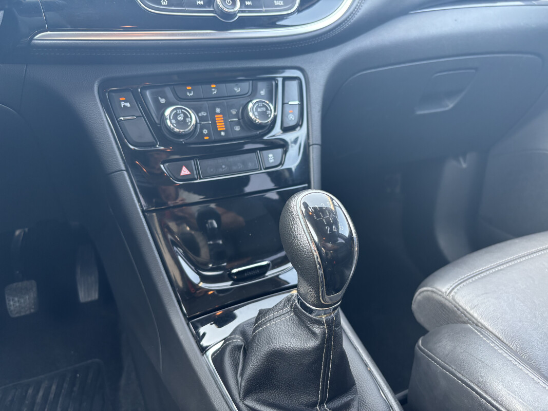 Opel MOKKA X