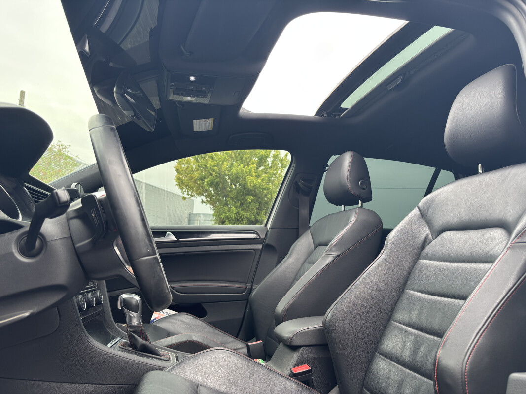 Volkswagen GOLF 7