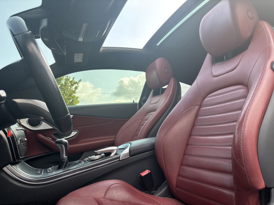 Mercedes C200 COUPE