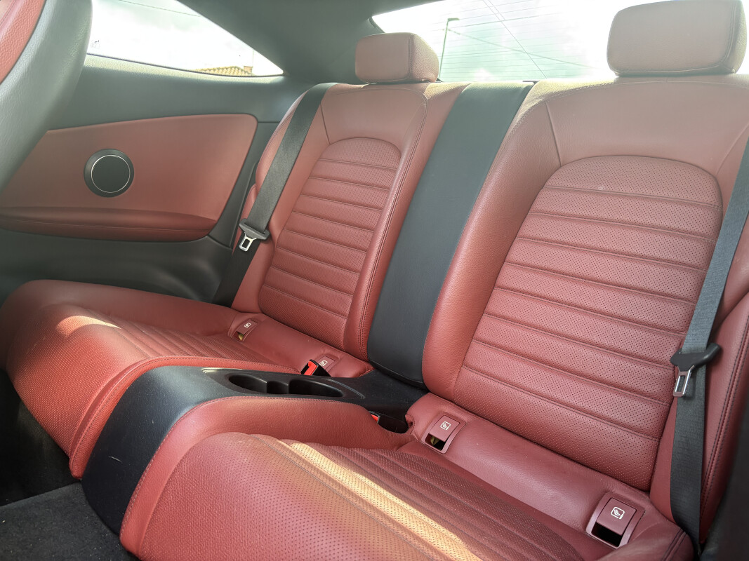 Mercedes C200 COUPE