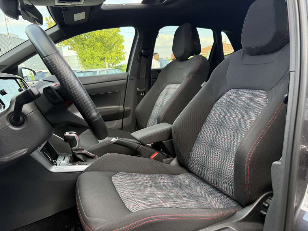 Volkswagen POLO 6