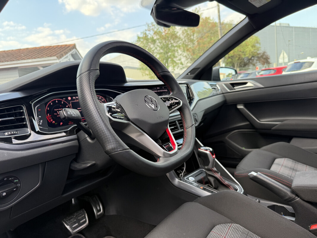 Volkswagen POLO 6