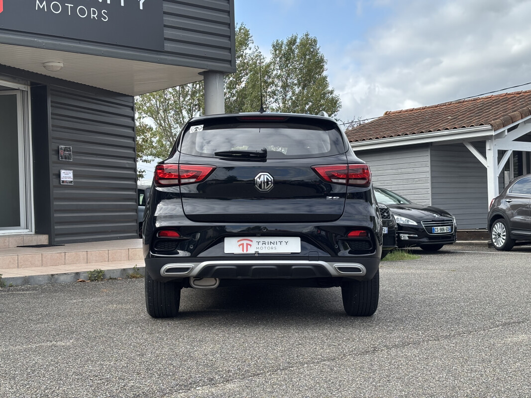 MG ZS