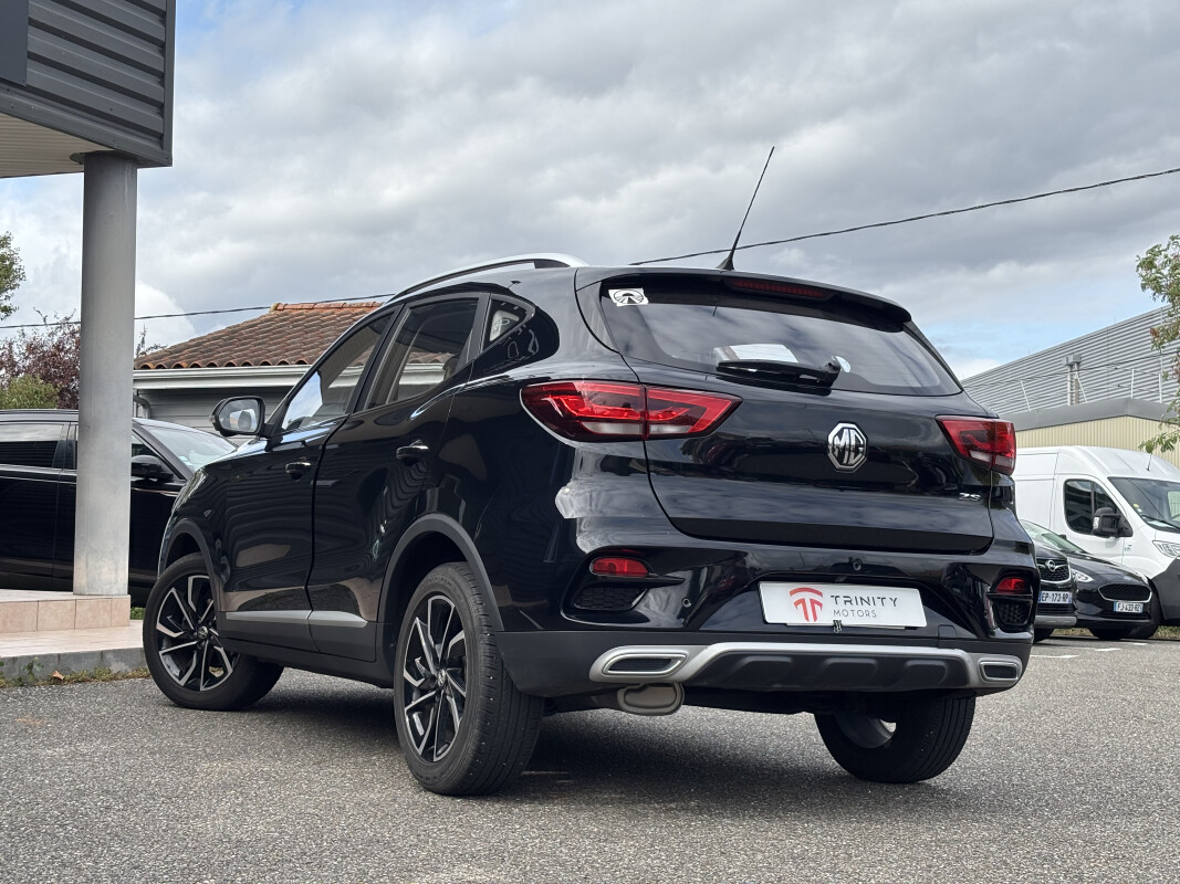 MG ZS