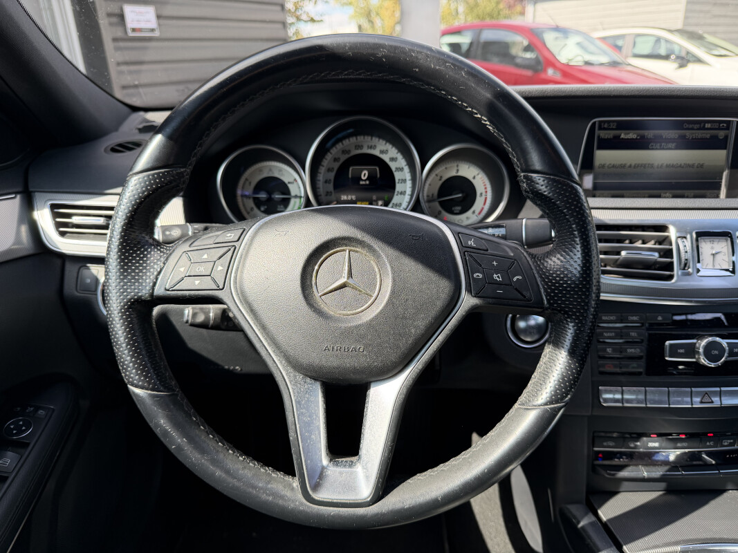 Mercedes CLASSE E