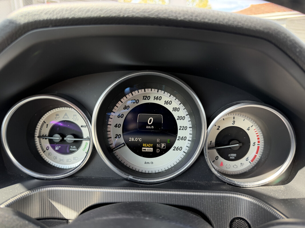 Mercedes CLASSE E