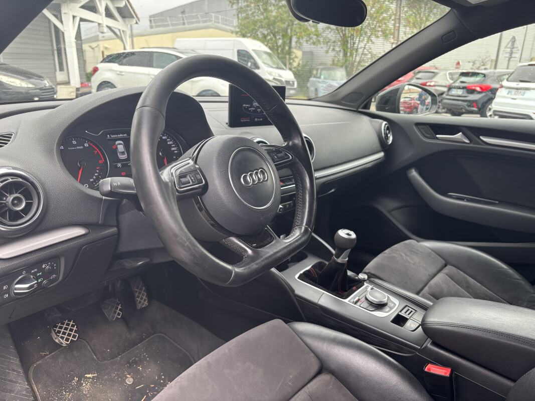 Audi A3 LIMOUSINE