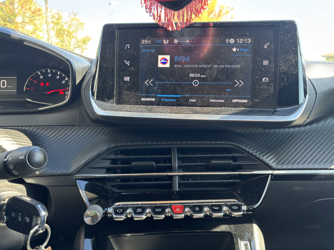 Peugeot 208 PHASE 2