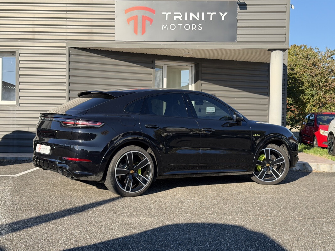 Porsche CAYENNE COUPE