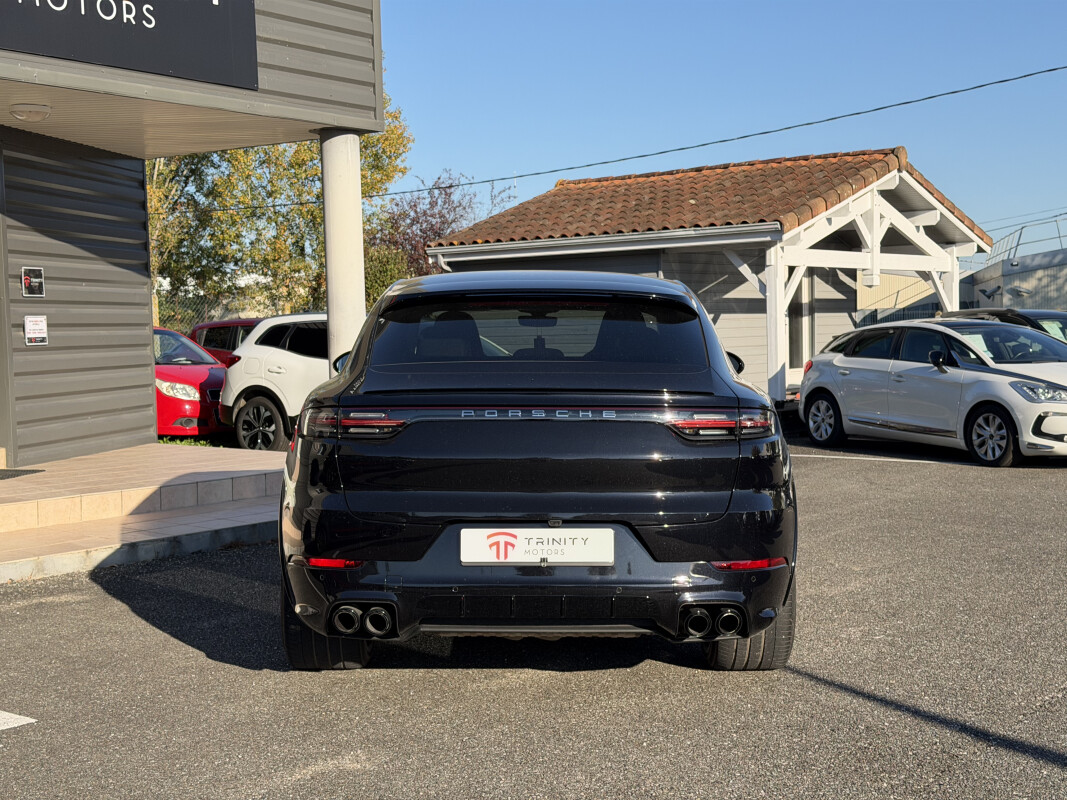 Porsche CAYENNE COUPE