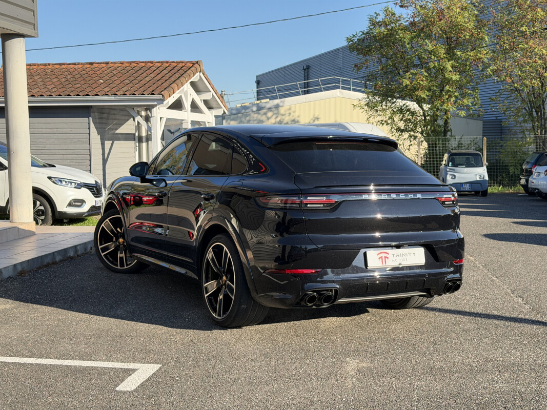 Porsche CAYENNE COUPE