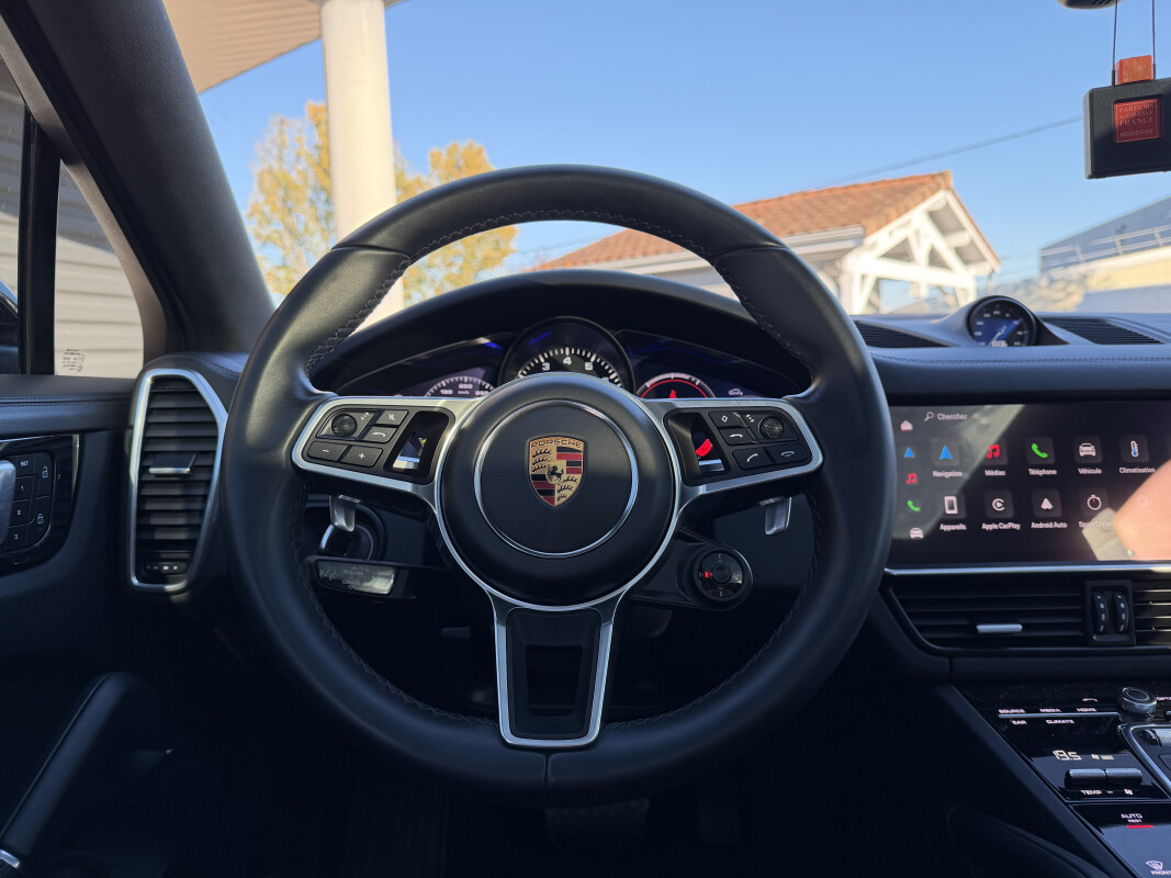 Porsche CAYENNE COUPE