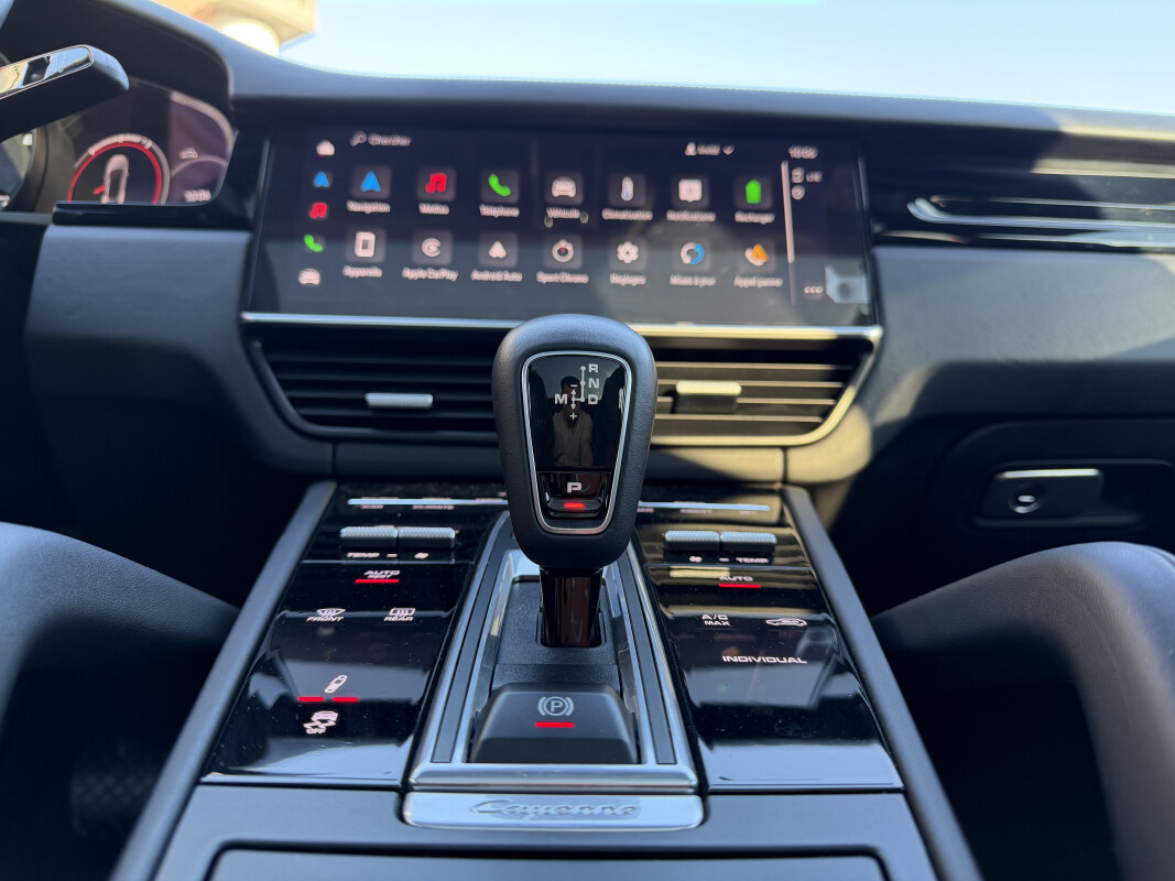 Porsche CAYENNE COUPE