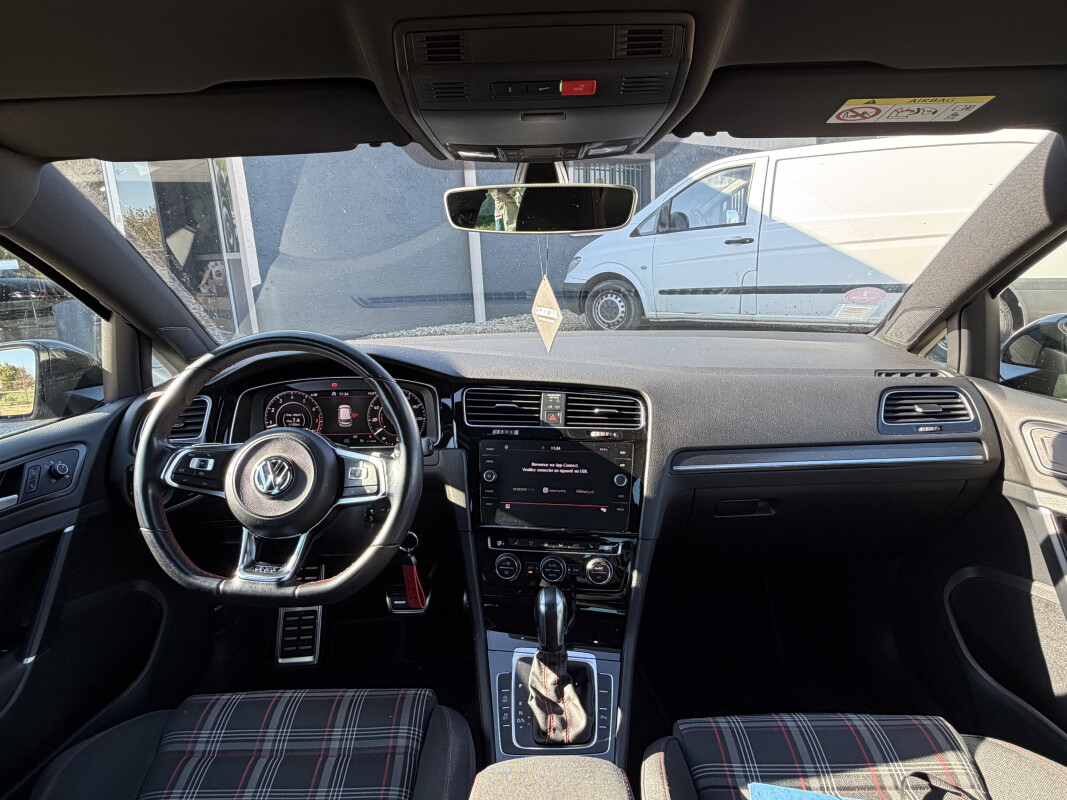 Volkswagen GOLF 7