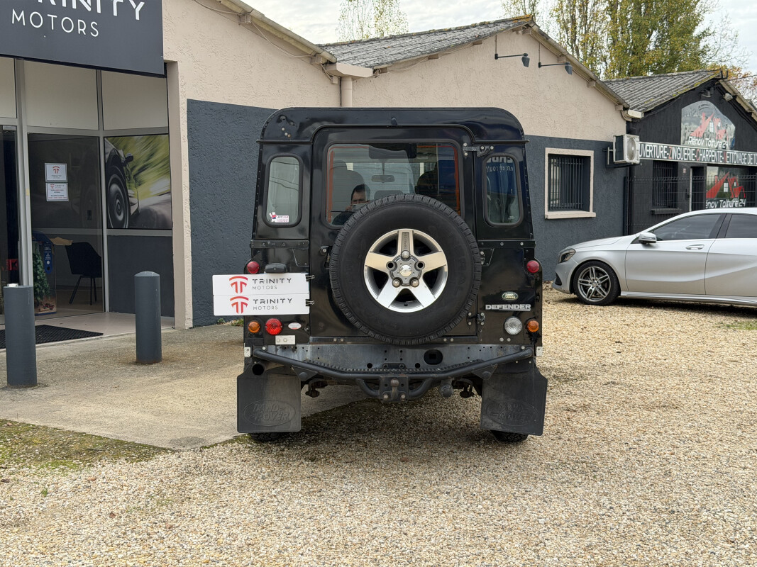 Land Rover DEFENDER 110