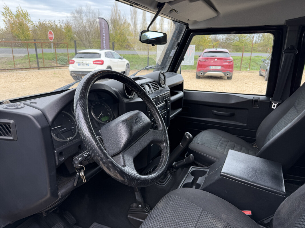 Land Rover DEFENDER 110