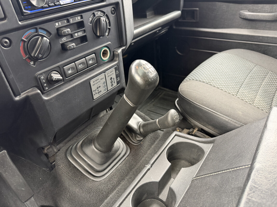 Land Rover DEFENDER 110