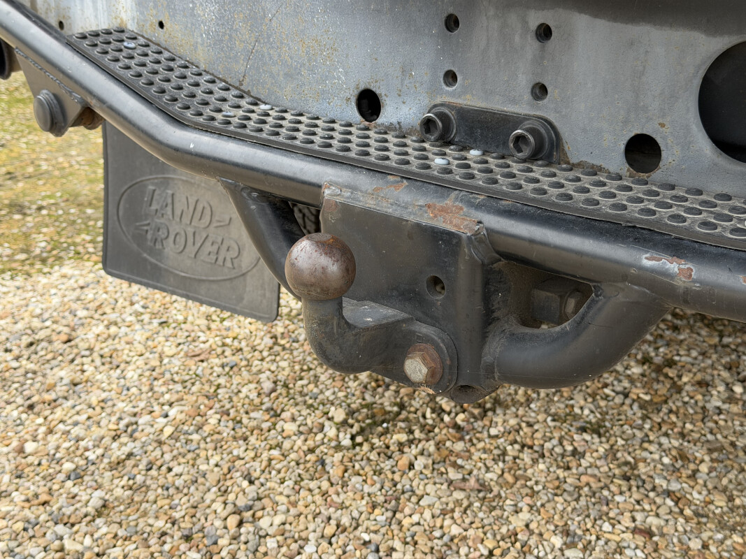 Land Rover DEFENDER 110