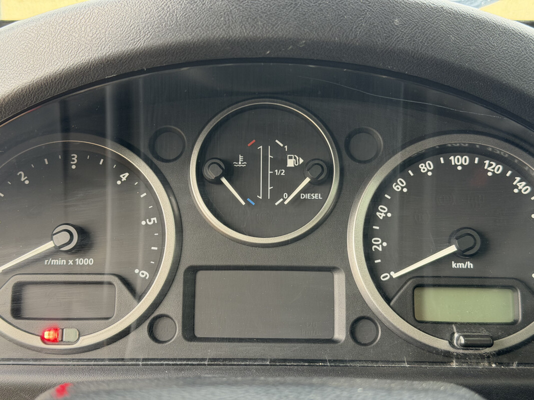 Land Rover DEFENDER 110