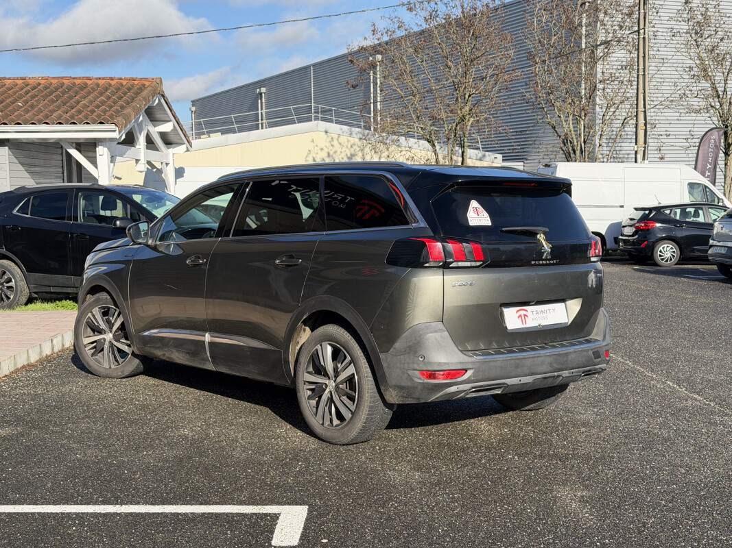 Peugeot 5008 II