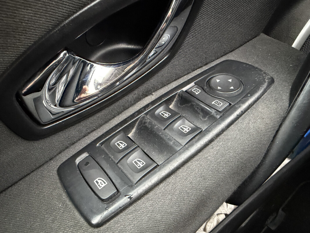 Renault MÉGANE ESTATE