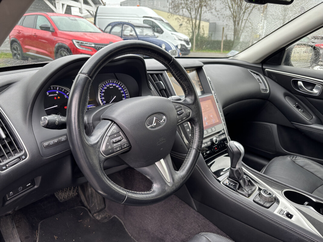 Infiniti INFINITI Q50