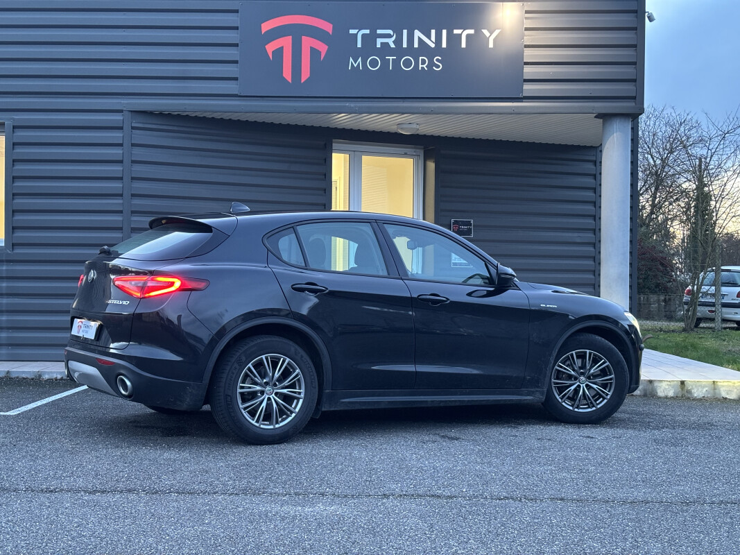 Alfa Romeo STELVIO