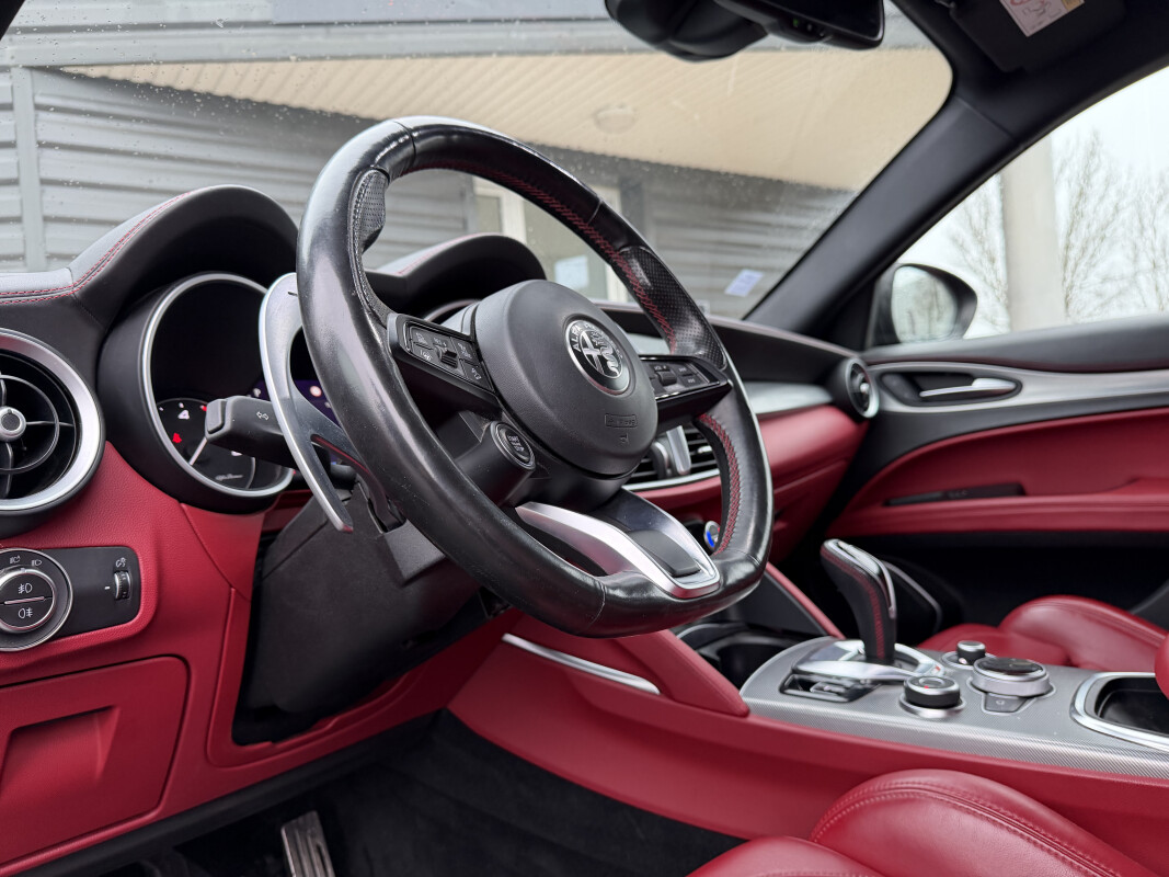 Alfa Romeo STELVIO