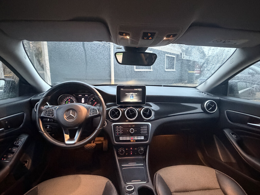 Mercedes CLA
