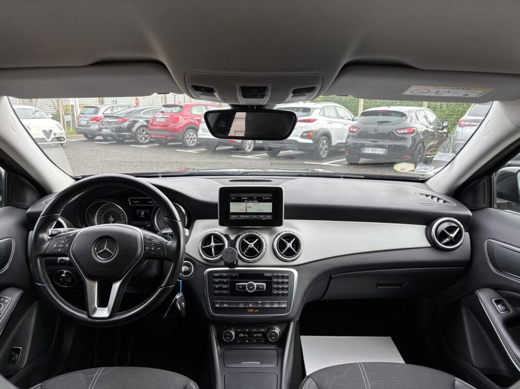 Mercedes CLASSE GLA