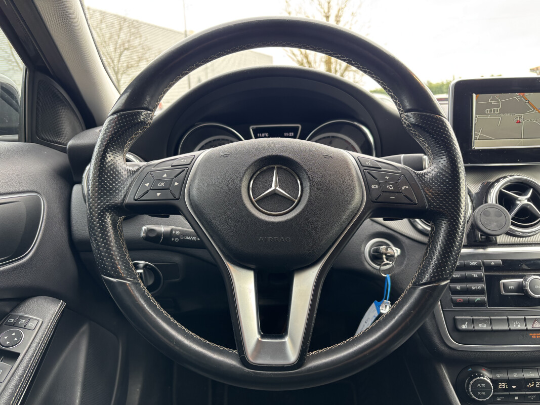 Mercedes CLASSE GLA