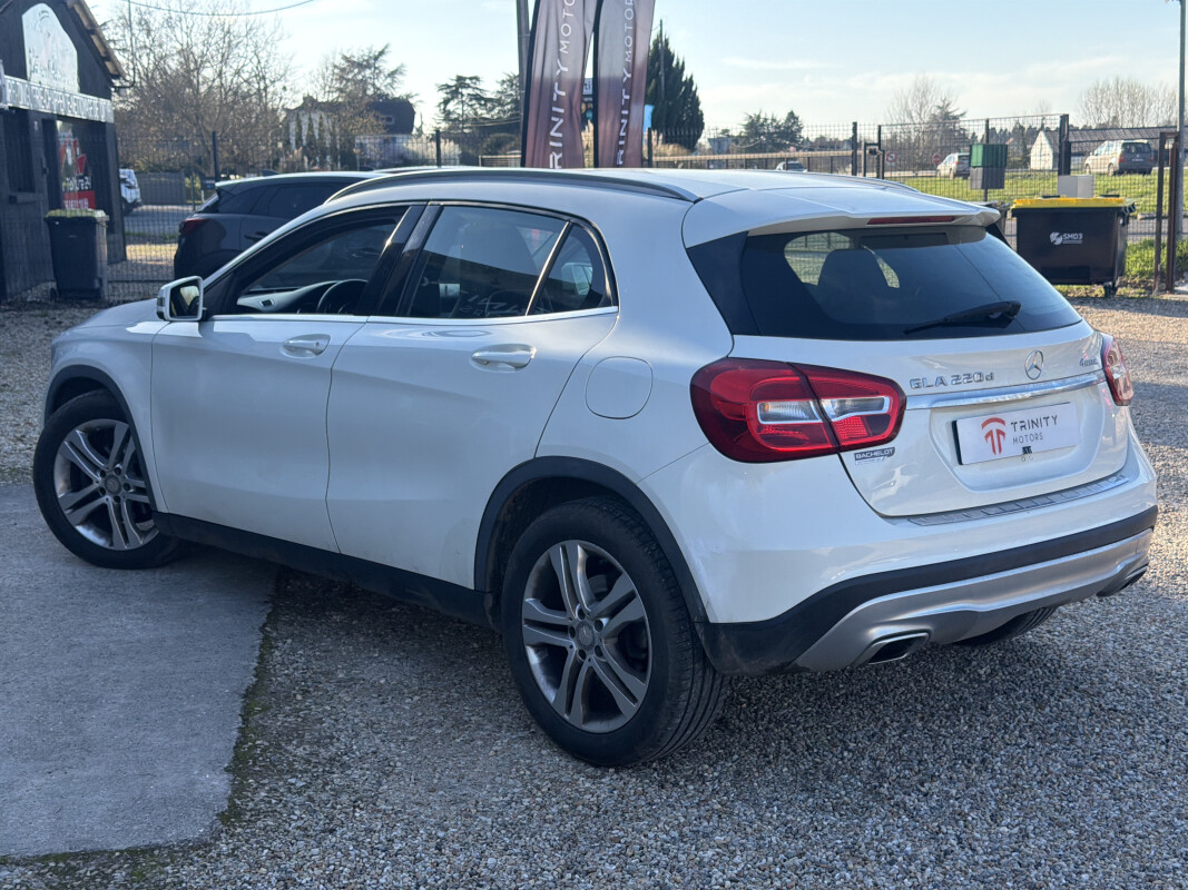 Mercedes GLA