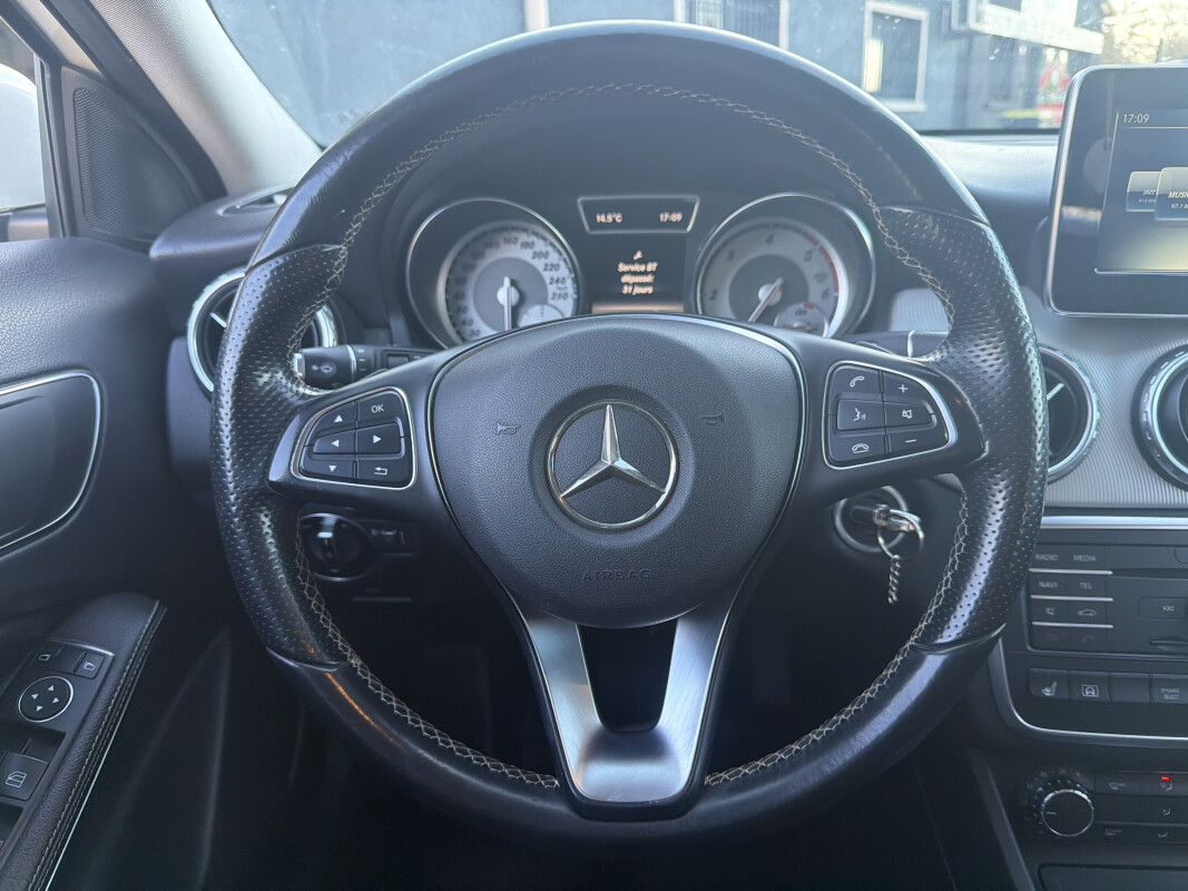 Mercedes GLA