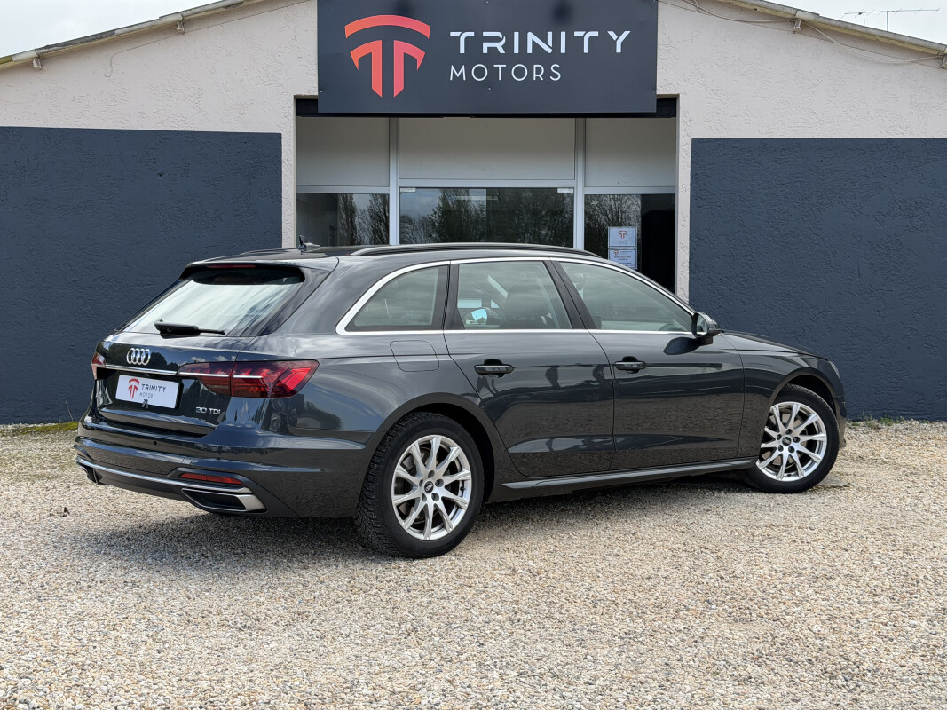 Audi AUDI A4