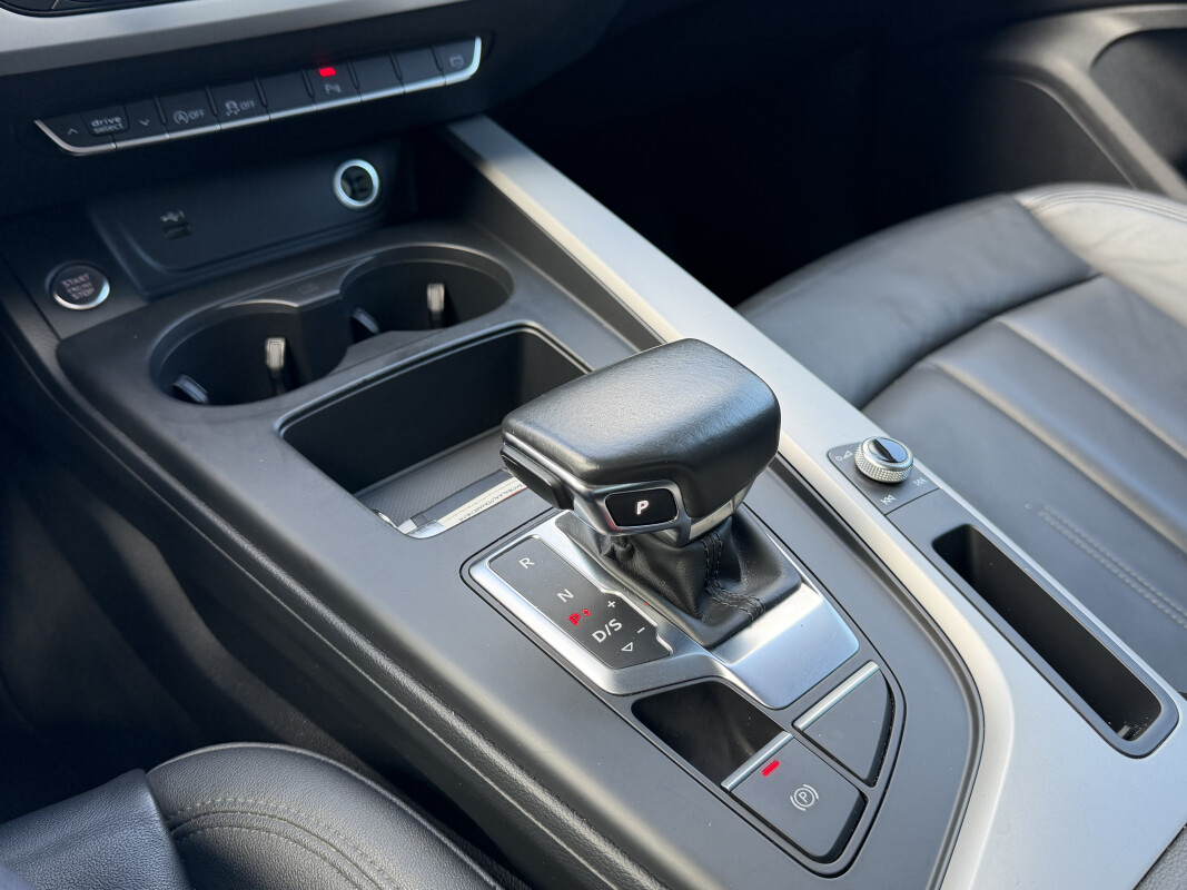 Audi AUDI A4