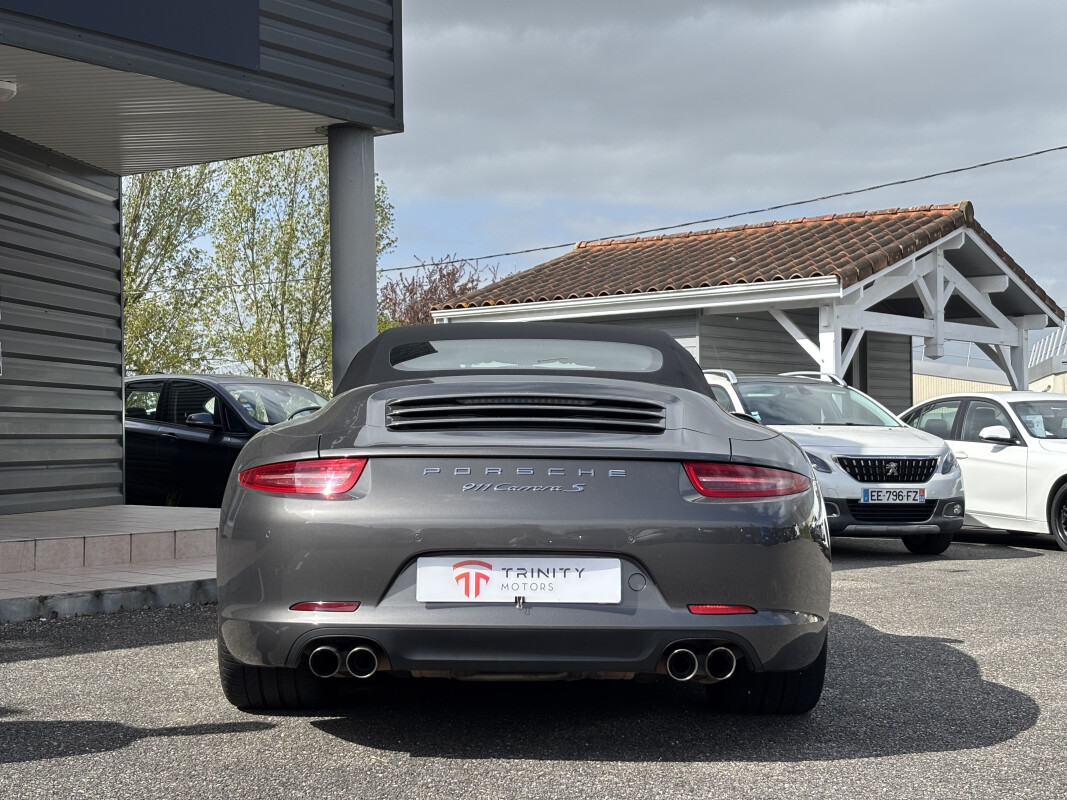 Porsche 911