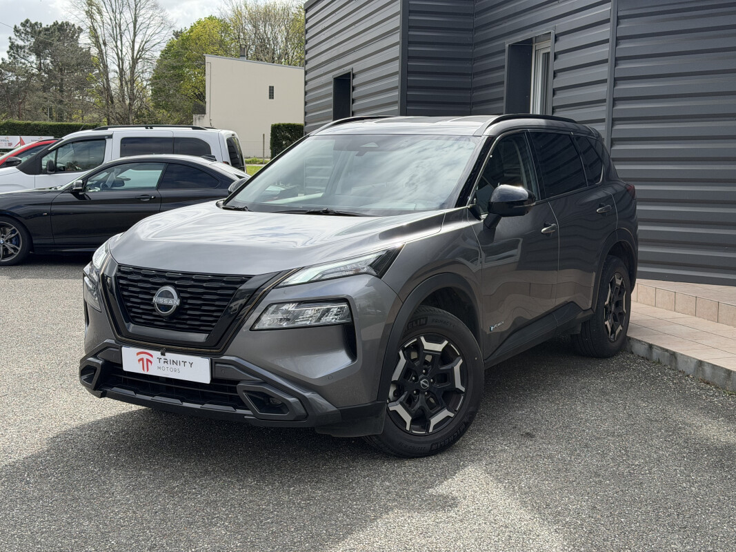 Nissan X-TRAIL