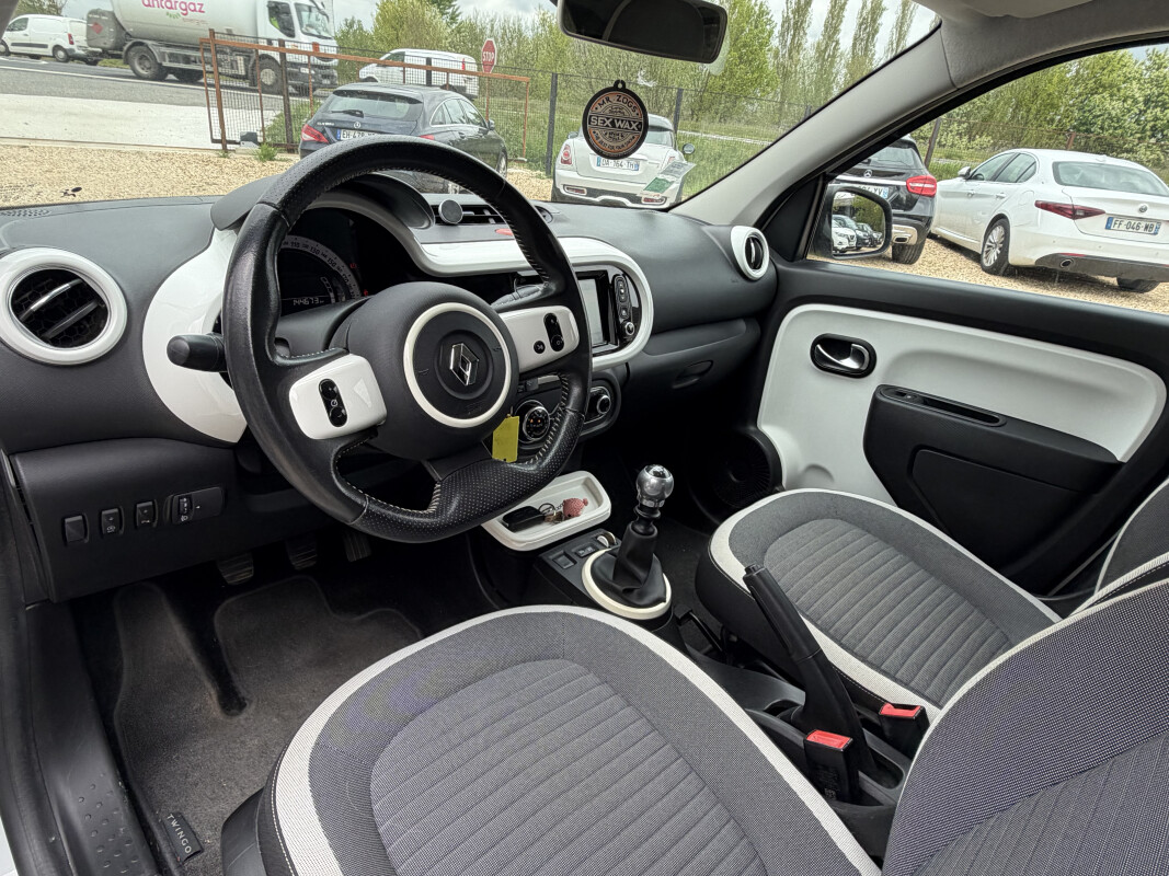 Renault TWINGO
