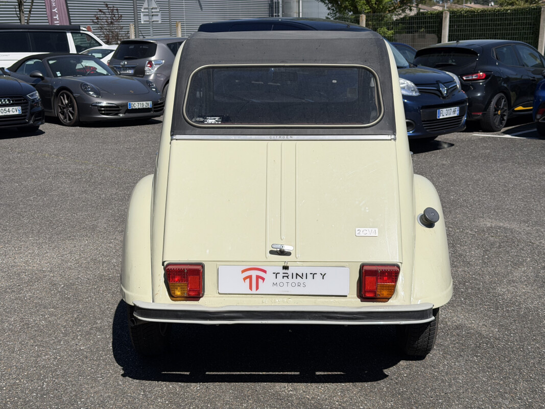 Citroën 2CV 4