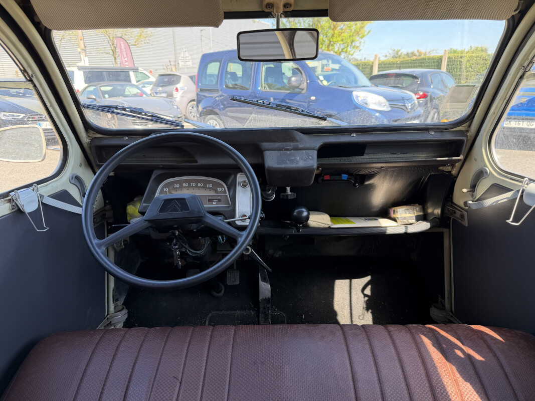 Citroën 2CV 4